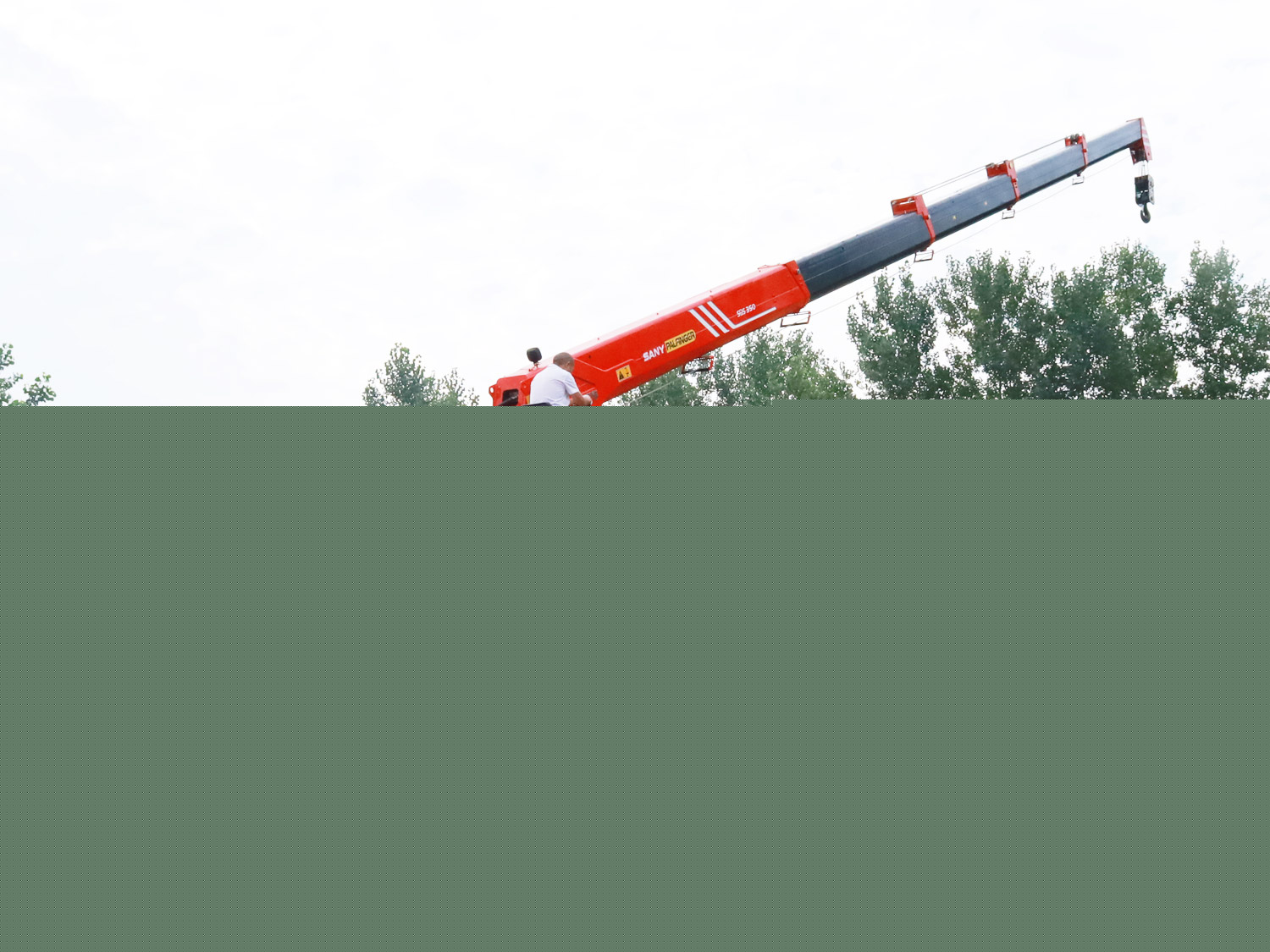 國六東風(fēng)暢行D7前四后八上裝三一14噸直臂式吊機隨車吊